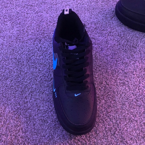 Air forces - Picture 6 of 7